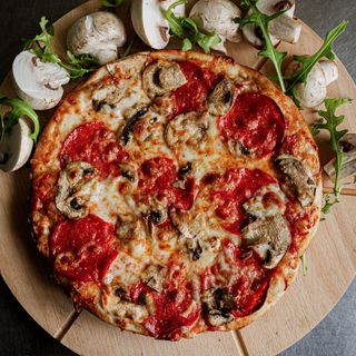 Pizza Salami Funghi 40cm