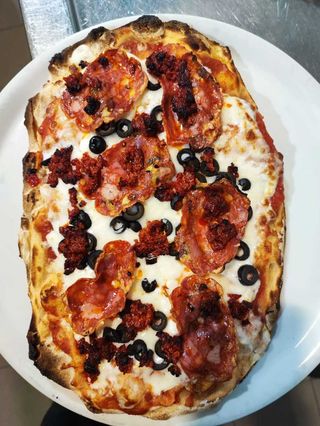 Diavola (“piccante”)