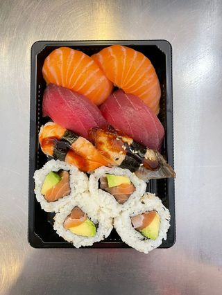 500-Menú One(10 piezas+1 tempura de langostino de regalo)