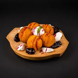 Papanasi (Bilute) cu Dulceata de Afine 180 Gr.