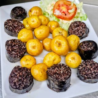 Rellena con papa criolla