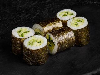 Рол з огірком (95г)