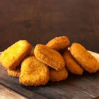 Nuggets di pollo con salsa in omaggio