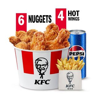 Menu Bucket 6 Nuggets + 4 Hot Wings
