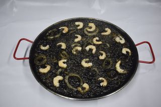 Paella negra (6 raciones)