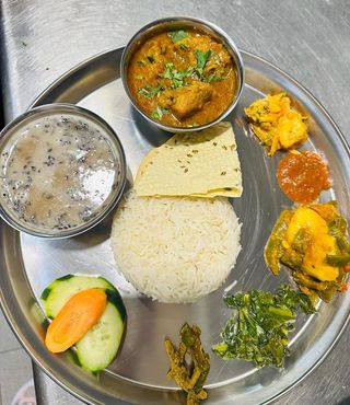 Chicken Thali Set