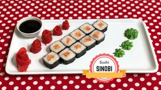 Ролл с лососем (220г)