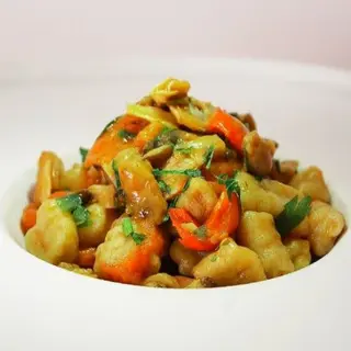 73 Pollo Al Curry