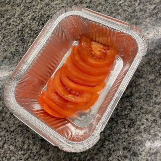 Свіжий томат