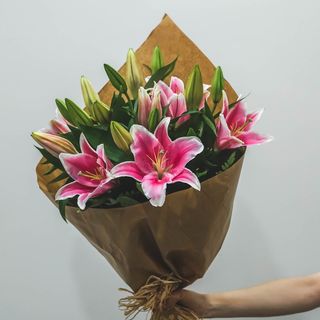 Ramo liliums rosas (M)