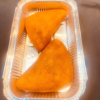 Rissóis de leitão Bairrada (2und) c/salada