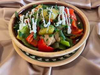 ქათმის რაგუ ბოსტეულით