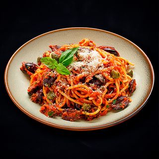 Spaghete Mediteraneene