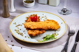 Șnițel de pui cu pesmet