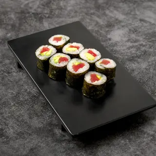 Maki atun aguacate