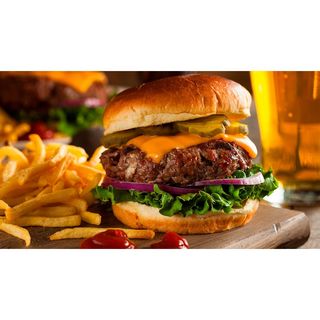 Beef Burger with Chips