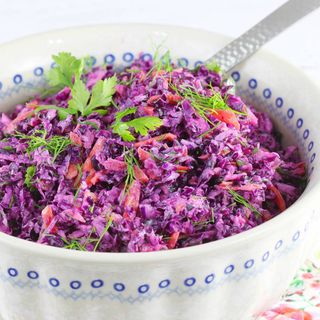 Surówka z czerwonej kapusty