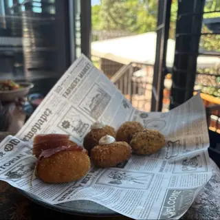 Croquetas Variadas x 6 Unid