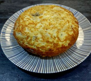 Ración Tortilla de patatas casera 1/4