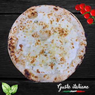 Pizza quatre fromages