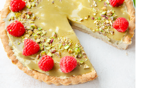 Tarta malina-pistacja