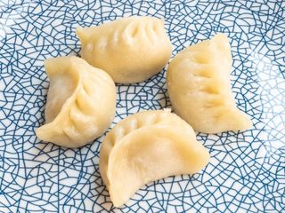 Ravioli di carne alla piastra - 4 pezzi