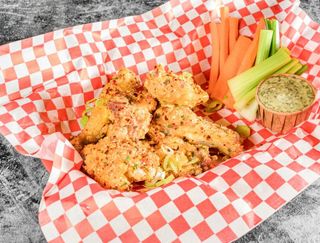 Alitas de pollo crujientes (6 uds.)