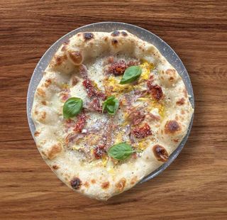 Pizza Carbonara