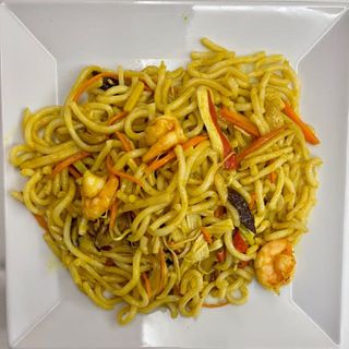 39. Fideos Udon Con Mariscos