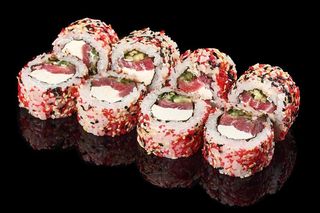 Рол Філадельфія з тунцем в кунжуті та в ікрі (8шт/230г)