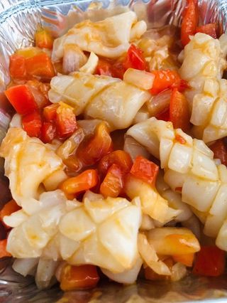 62.CALAMARI IN SALSA CHILI