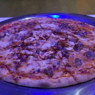 Pizza L'Auténtica, Mediana