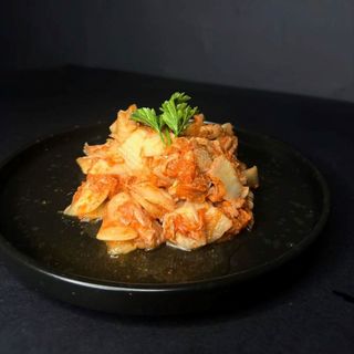 Гостра ферментована пекінська капуста