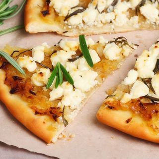Pizza Cabra Caramelizada (Mediana)