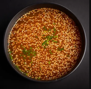 Miso z pieczonym łososiem