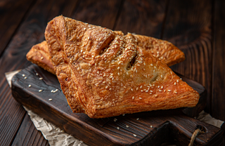 Samsa cu carne de pui