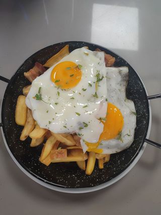 Torreznos, Huevo Y Patata