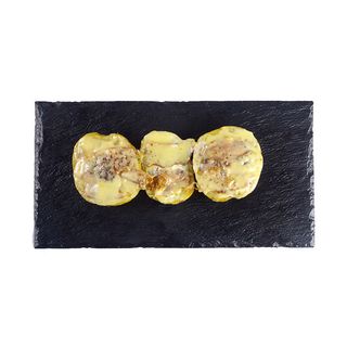 Jacket potatoes con formaggio fuso e pancetta
