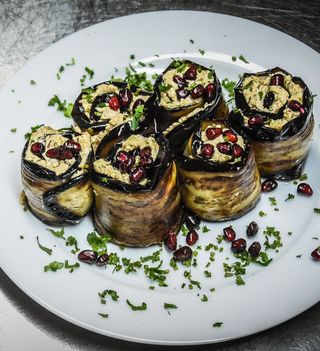 ბადრიჯანი ნიგვზით