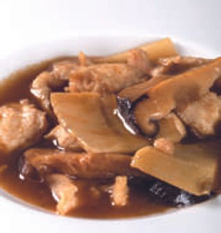 196 Pollo funghi e bambù