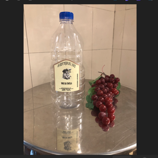 Vino Rosso Zona Montecucco 13,5 % Vol