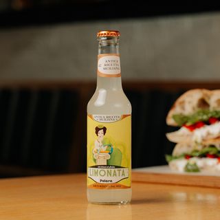 Włoska lemoniada limonata