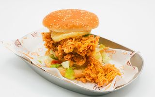 Crispy hawaii burger - ananas（菠萝鸡腿堡