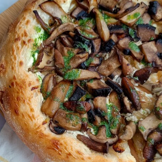 Pizza N2 queso azul y setas