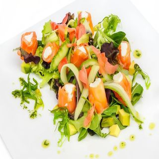 Ensalada De Salmón