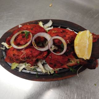 (43) TANDOORI CHICKEN 1/2