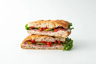Panini Il Terzo sendvič