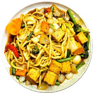 20. Makaron Udon z tofu