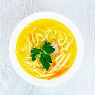 Суп лапша с курицей