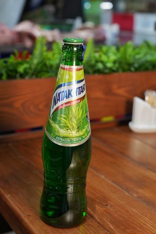 Грузинський лимонад Натахтарі тархун (500 мл.)